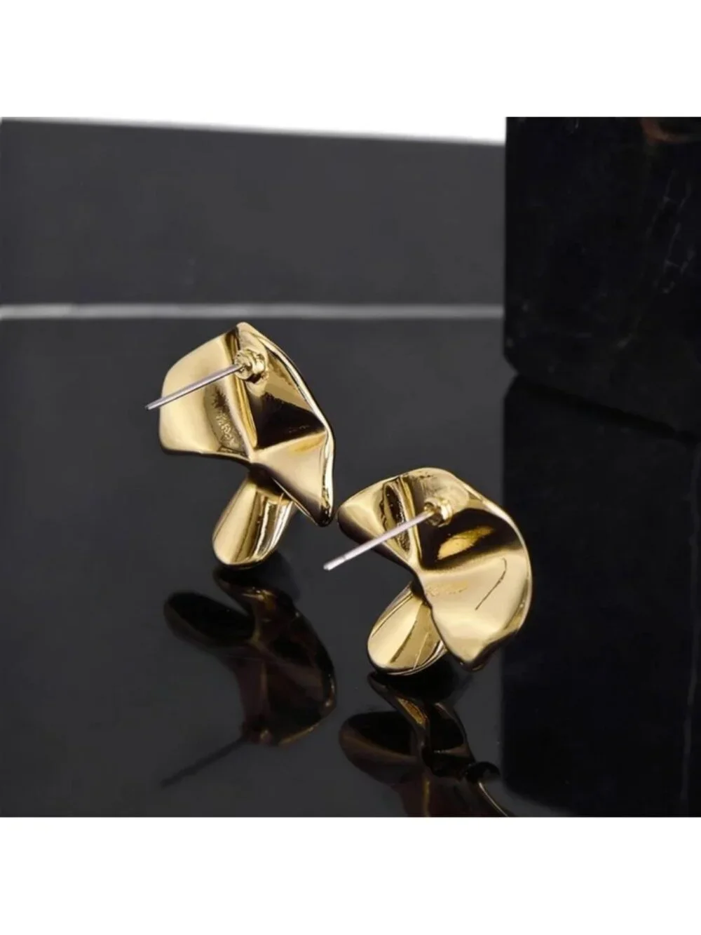 Geo Earrings Q815